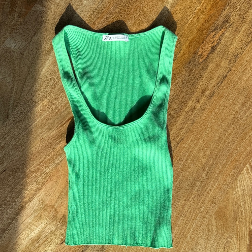 Zara Vibrant Green Sleeveless Top Size Small